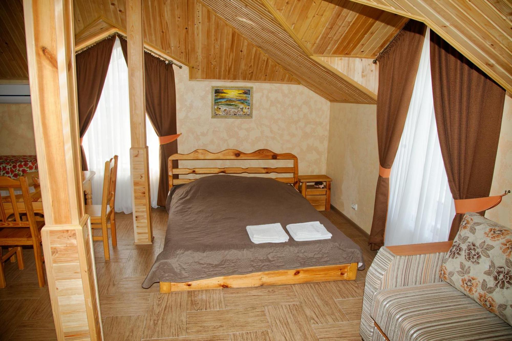 Mini-Hotel Yandrusi Kamianets-Podilskyi Luaran gambar