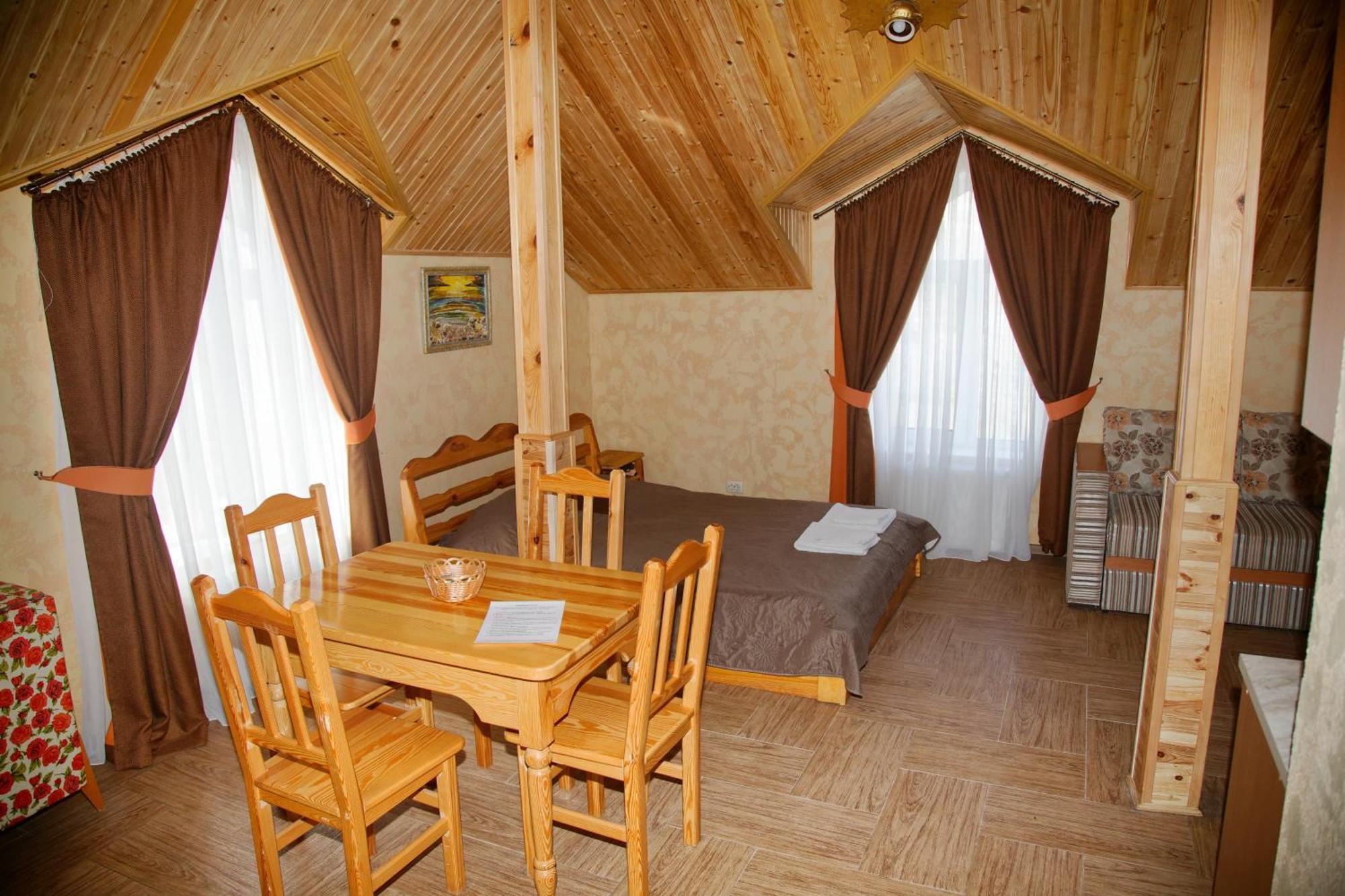 Mini-Hotel Yandrusi Kamianets-Podilskyi Luaran gambar