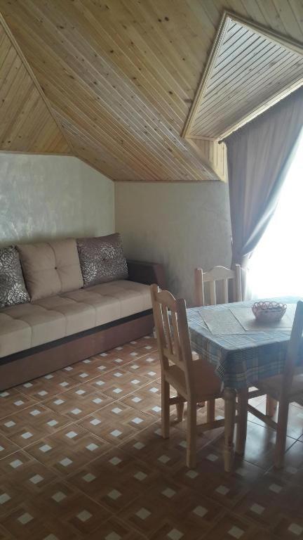 Mini-Hotel Yandrusi Kamianets-Podilskyi Bilik gambar